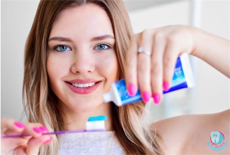 рецессия десны